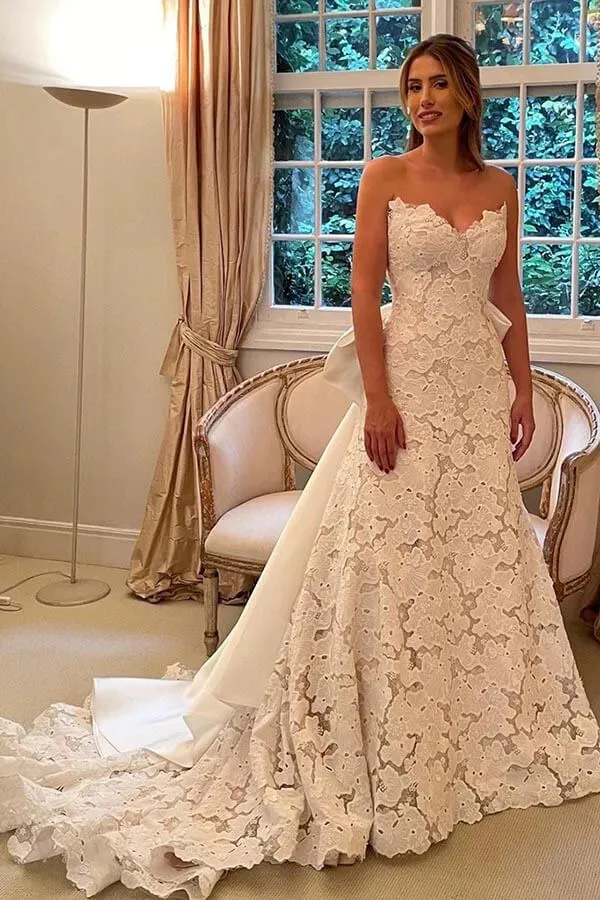 A-line Floral Lace Strapless Boho Wedding Dresses With Satin Bowtie, SW639