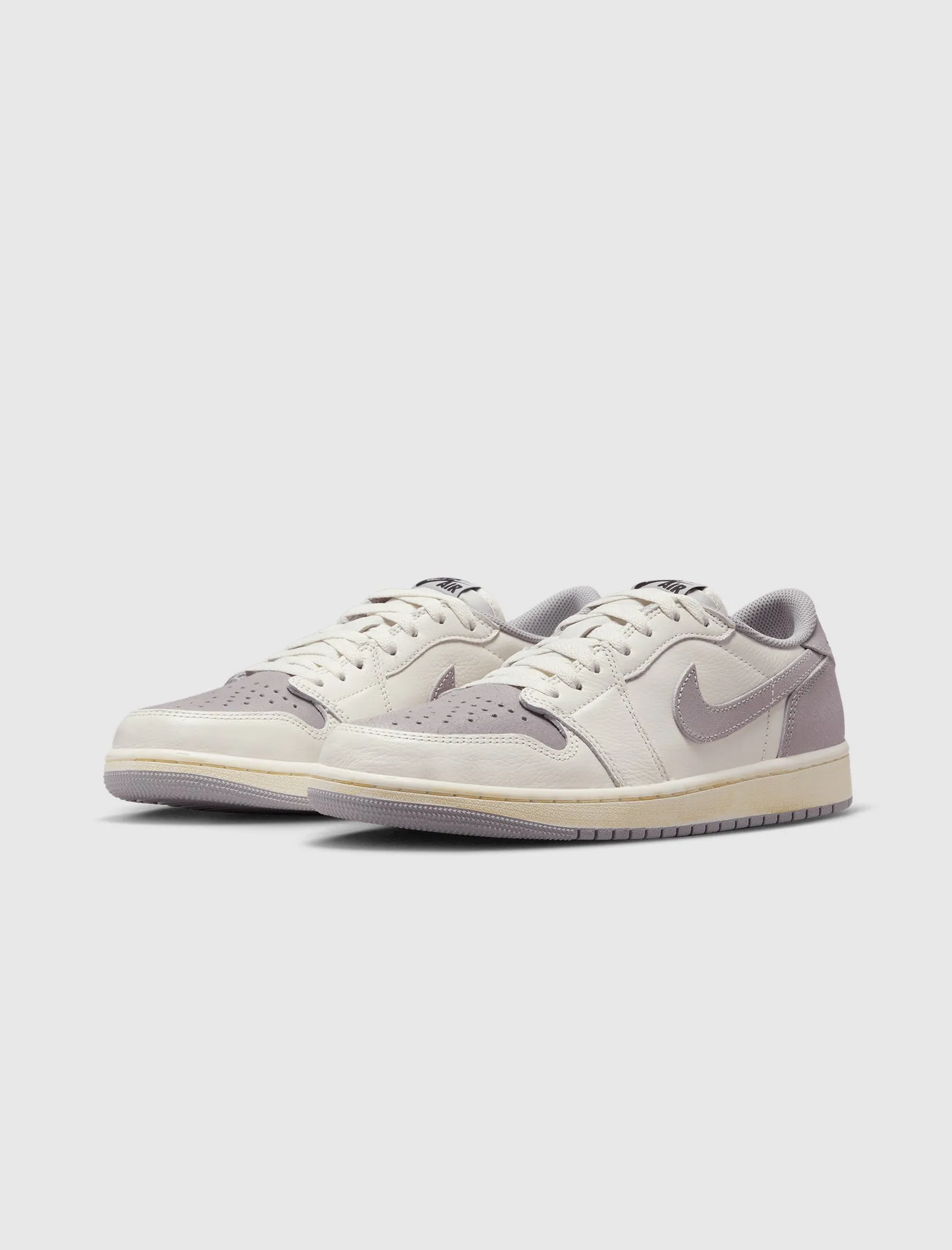 AIR JORDAN 1 LOW OG "ATMOSPHERE GREY"