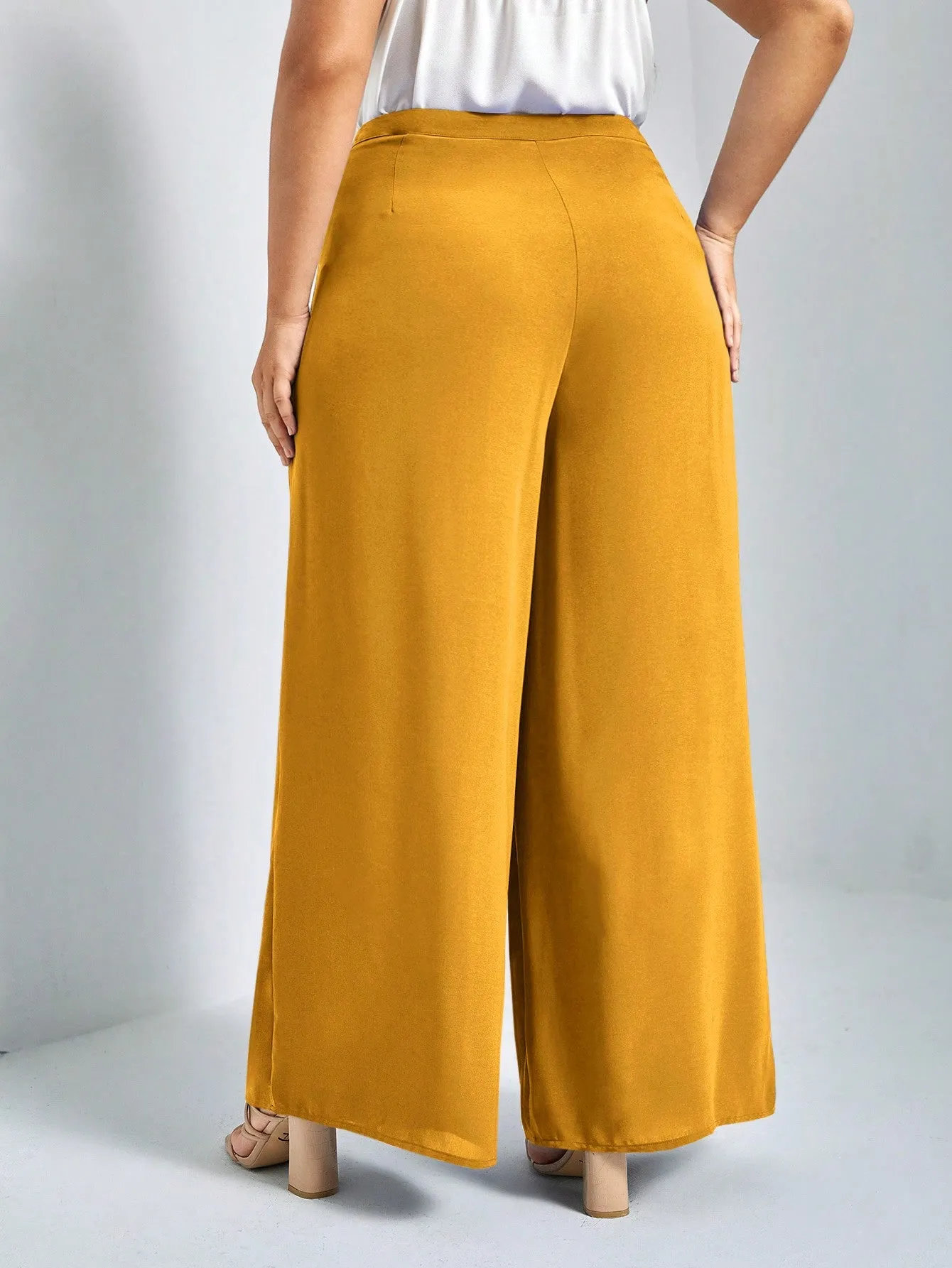 Calça Wide Leg Plissada