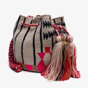 Handmade Small Crossbody Wayuu Aria