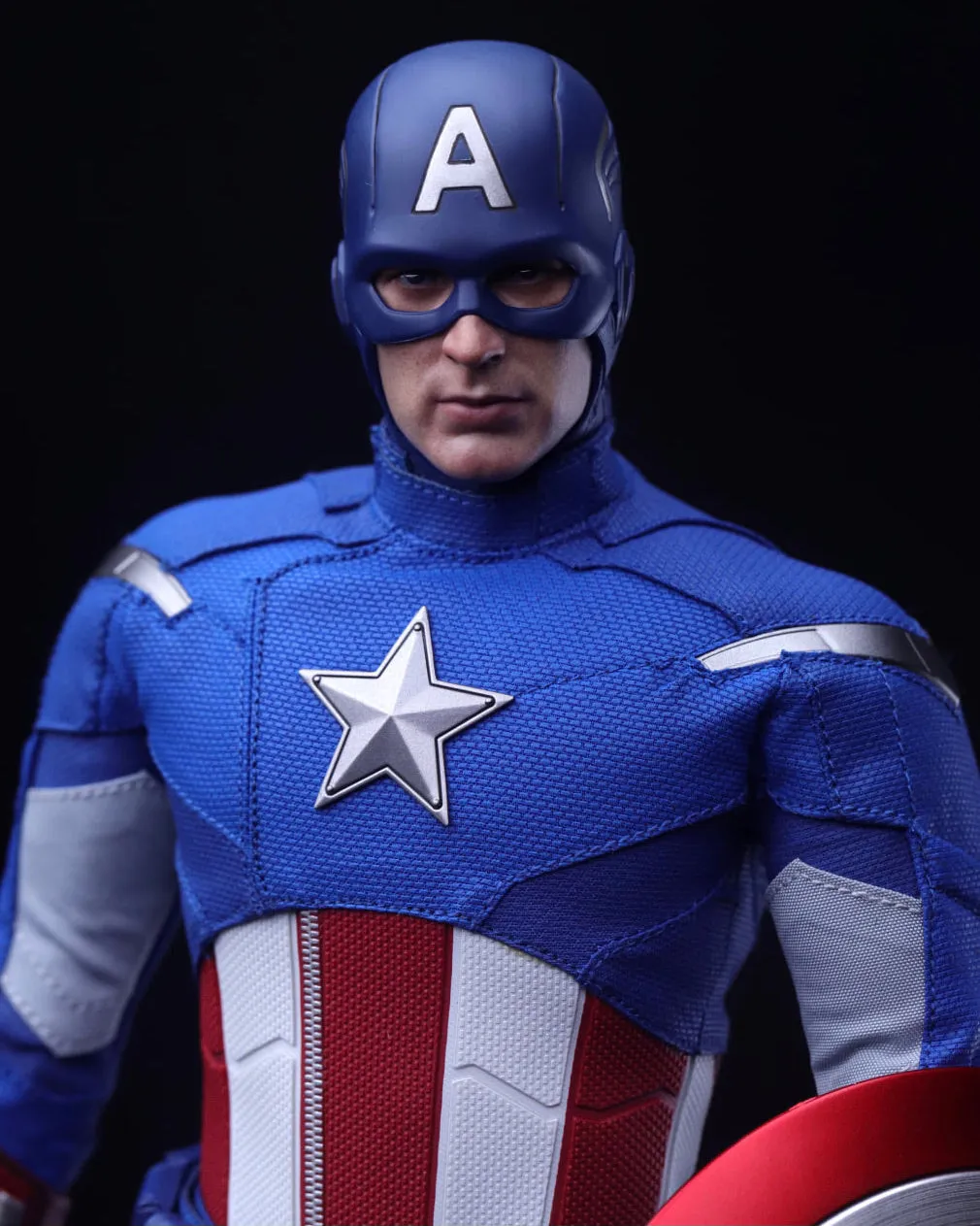 Hot toys MMS563 Avengers Endgame 2012 Captain America