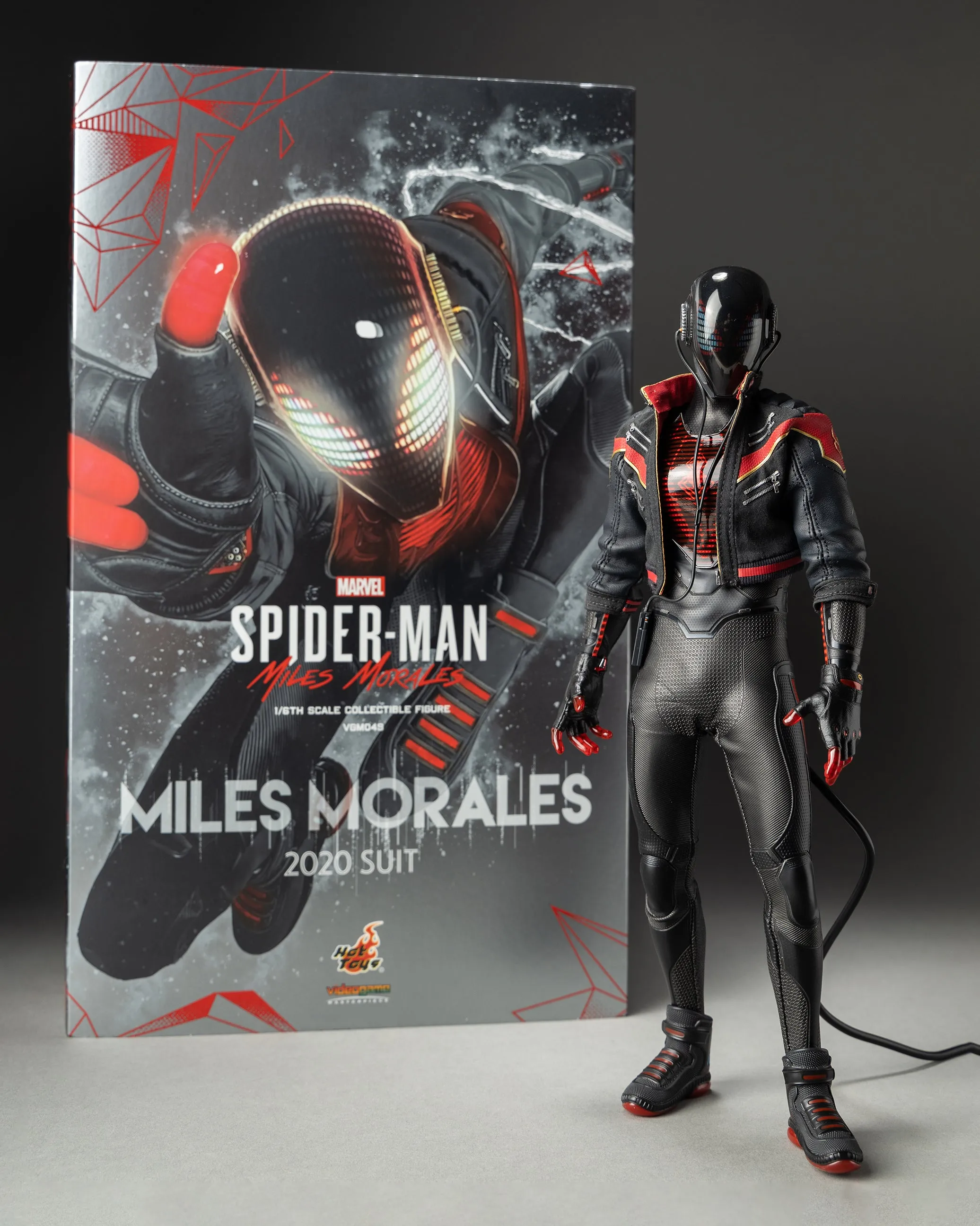 Hot toys VGM49 Marvel PS5 Spiderman Miles Morales 2020 Suit