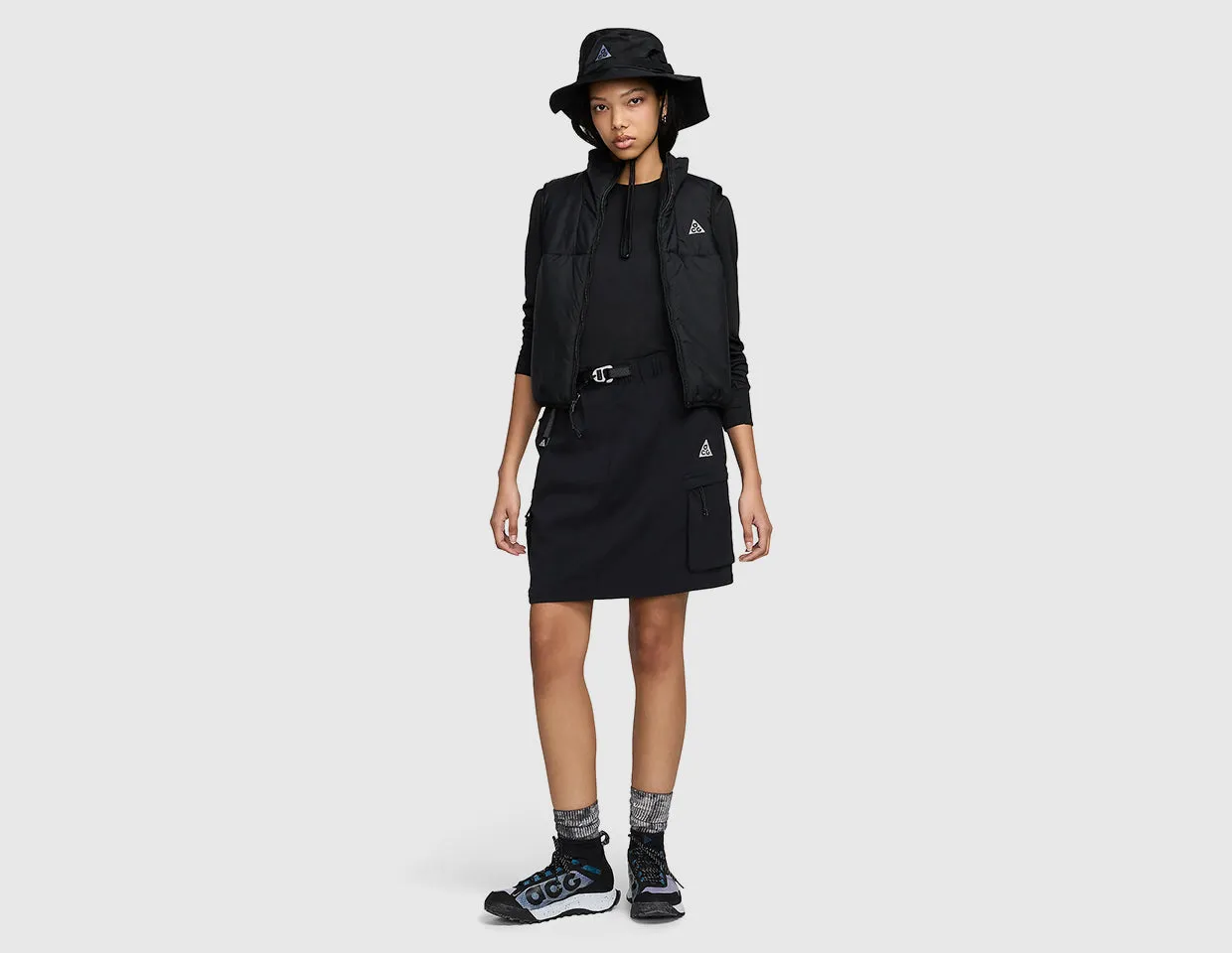 Nike Women's Zip-Off Skirt Black / Summit White