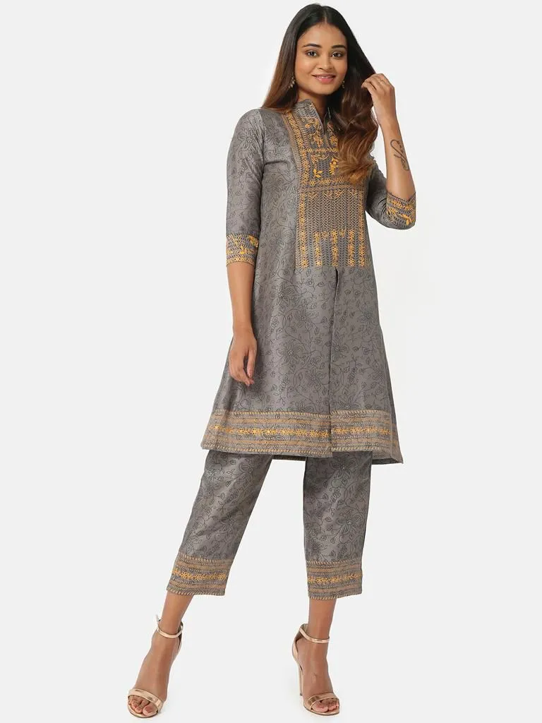 Sitaara Front-Slit Kurta