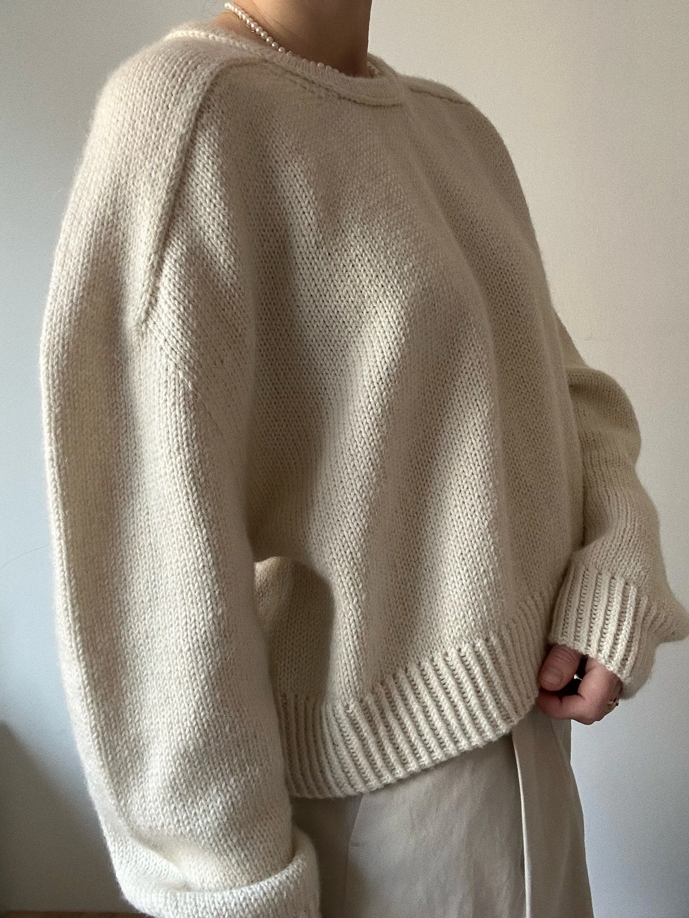 Sweater No. 26 - ENGLISH